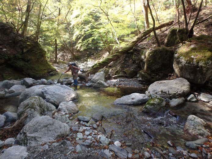 三嶺登山道渡渉の様子