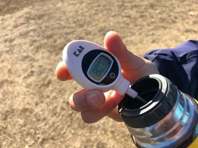 お湯の温度測るところ