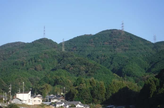 岩橋山