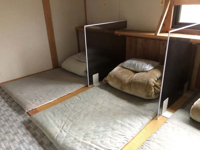 山小屋の布団
