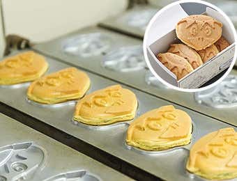 上高地バスターミナルの名物河童焼き