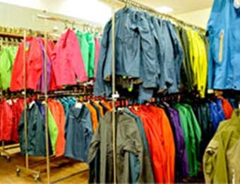 富士登山レンタルのウェアカラーバリエーション