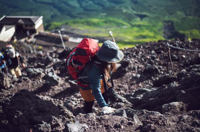 落石　登山
