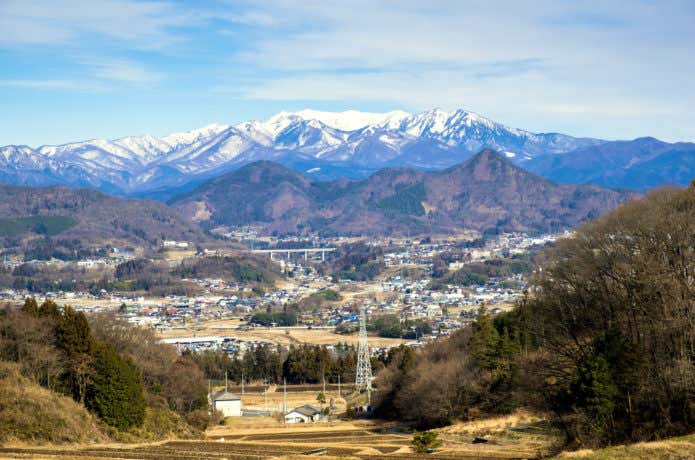 麓から見る武尊山