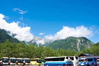 上高地の観光バス