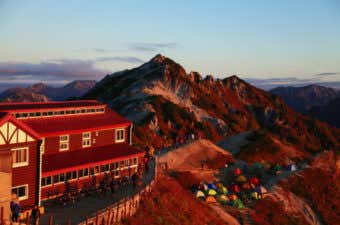 山と山小屋とテント場