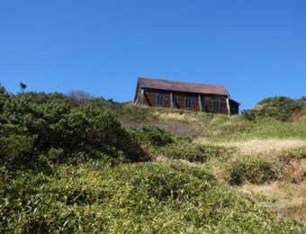 十石峠避難小屋