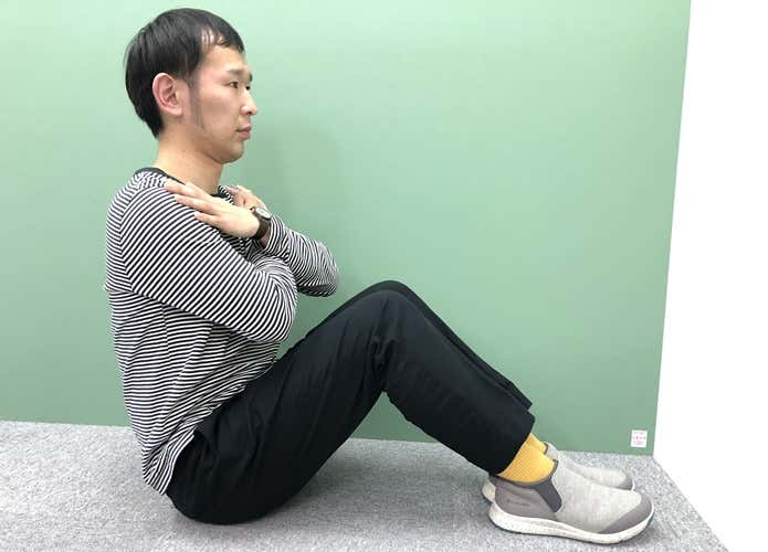 腹筋トレーニングスタート位置