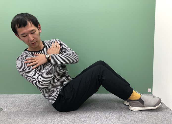 腹筋トレーニングポジションその3