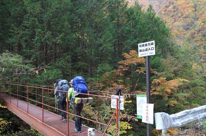 光岳登山口入口