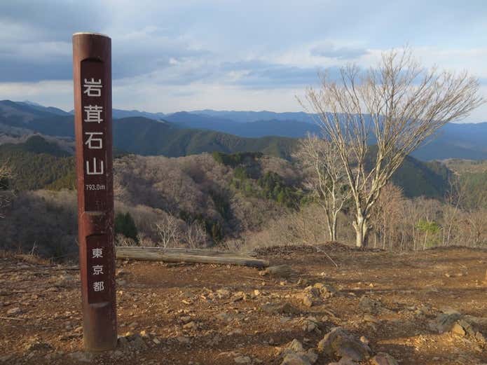 高水三山の岩茸石山