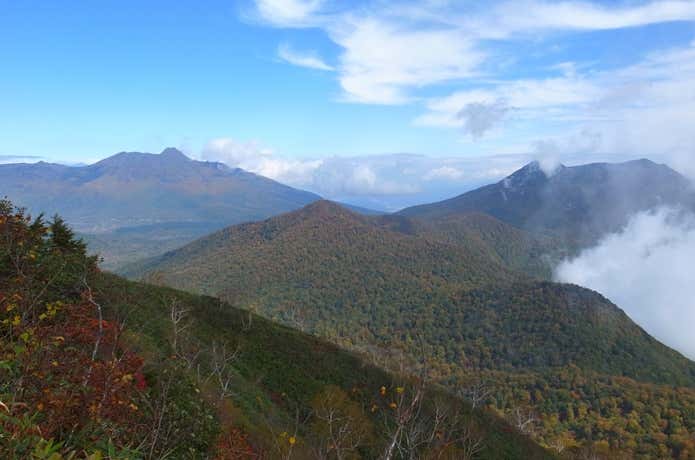 高妻山の五地蔵山からの眺望