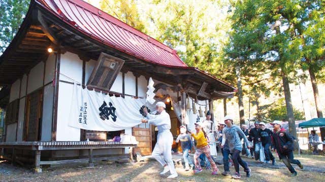 猿追い祭