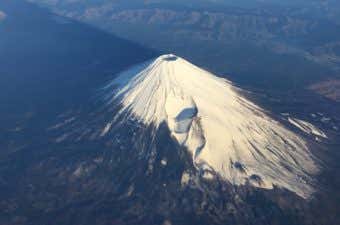 富士山の上空写真