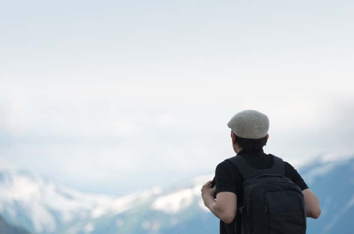 半袖登山者