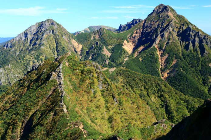 権現岳から見る赤岳・阿弥陀岳