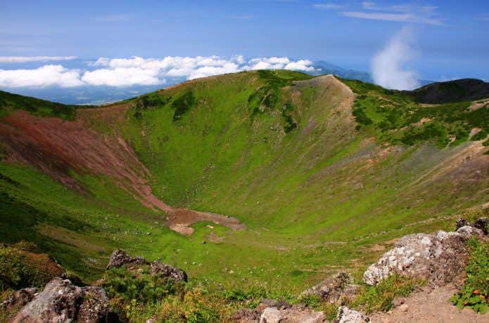 羊蹄山の火口口