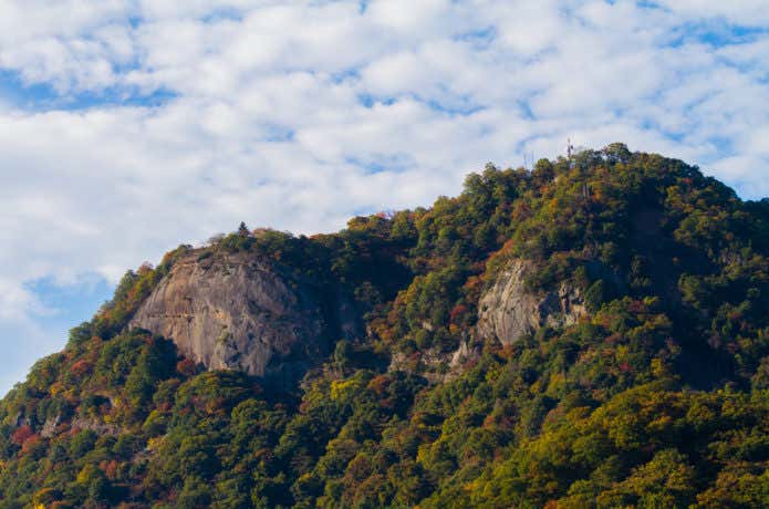 岩殿山