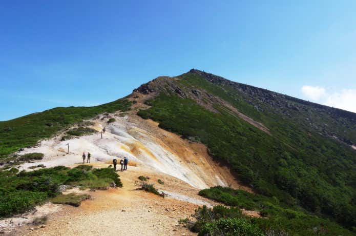 硫黄岳｜迫力の火口と八ヶ岳の大展望！初心者にもおすすめ登山コース