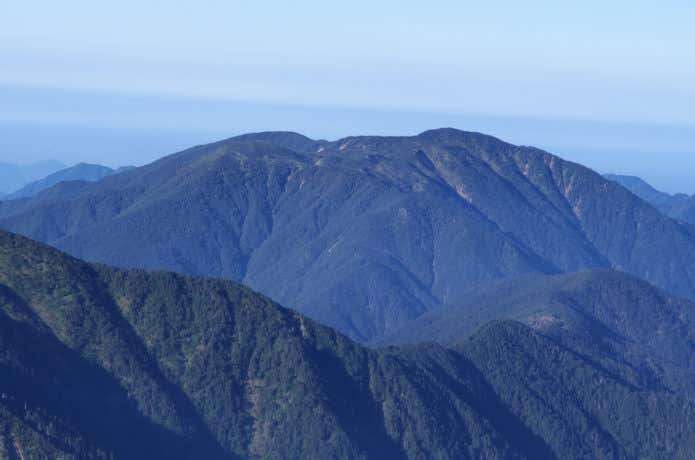 光岳　遠景