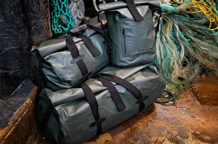 FILSON　防水バッグパック