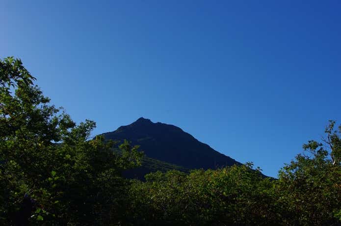 極楽平から見る羅臼岳