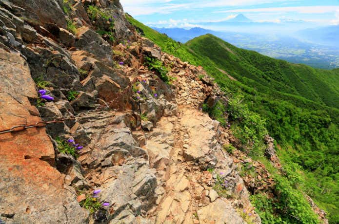 権現岳の鎖場