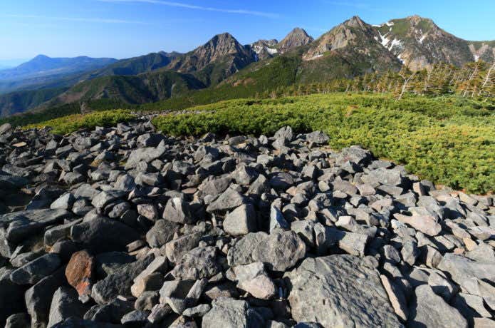 編笠山から見る八ヶ岳