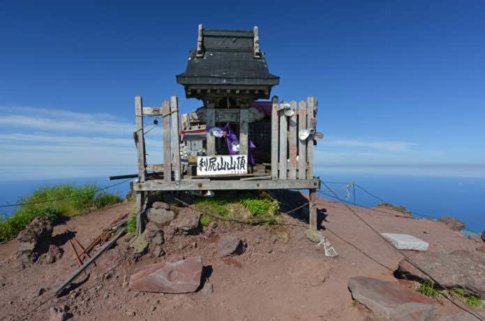 利尻山山頂の祠