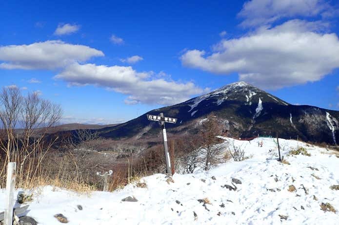 八子ヶ峰から見た蓼科山