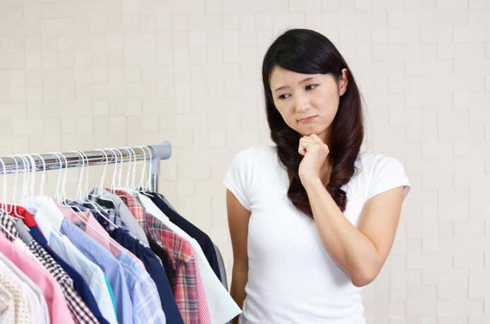 服選びで悩む