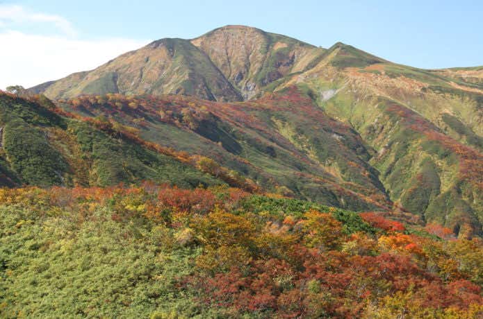 朝日連峰　大朝日岳の紅葉