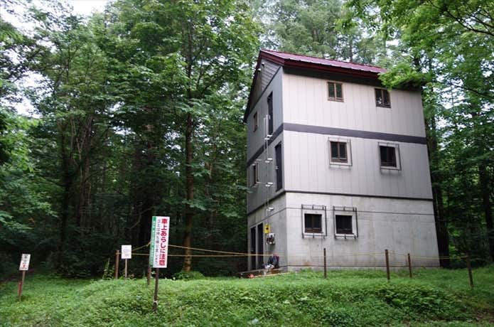 日暮沢小屋