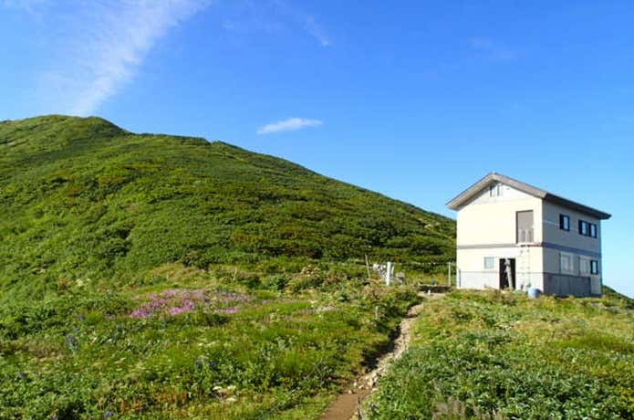 大朝日小屋