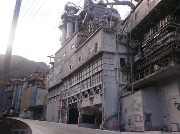 セメント工場