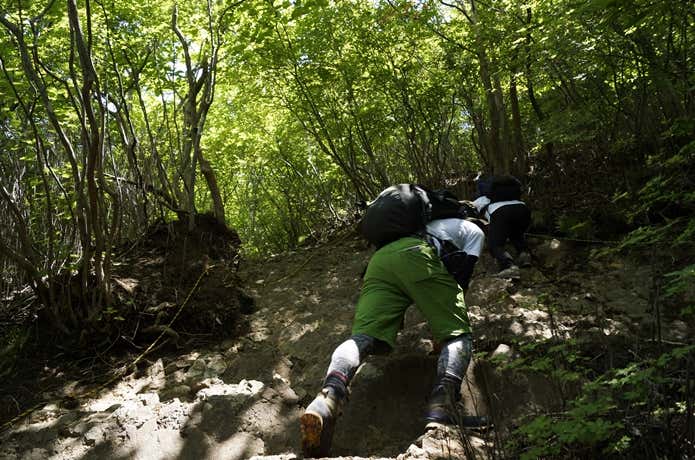 艫岩までの登山道