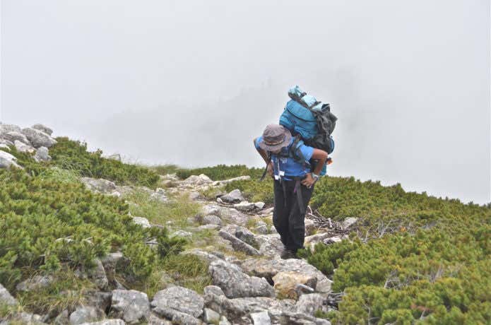 汗冷え　登山