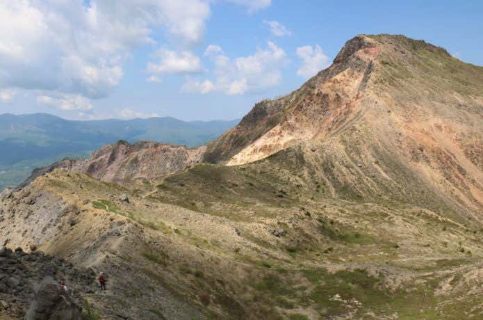 磐梯山から見た櫛ヶ峰