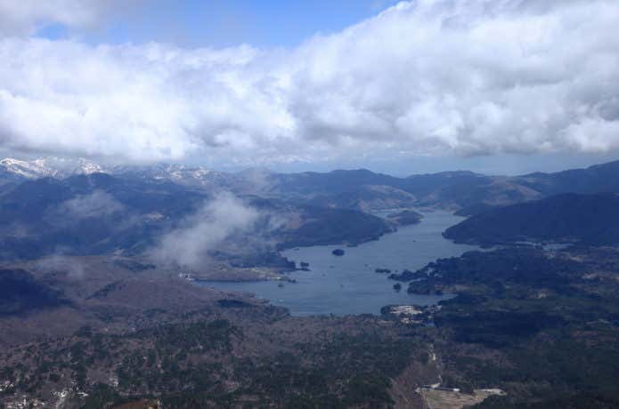 山頂からの展望（桧原湖）