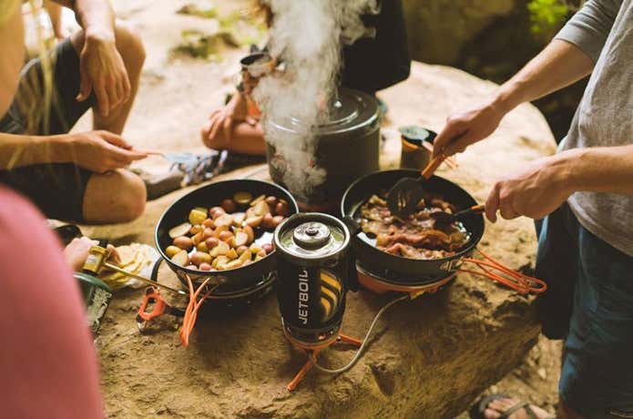 登山　持ち物　山ご飯