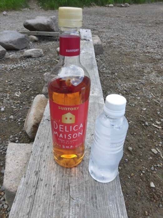 凍らせた水 ウィスキー