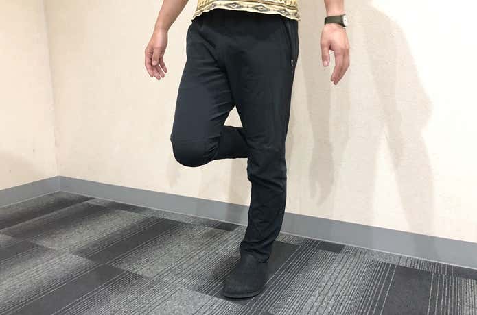 片足立ち