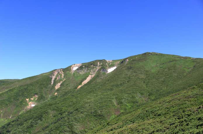 新緑の栗駒山