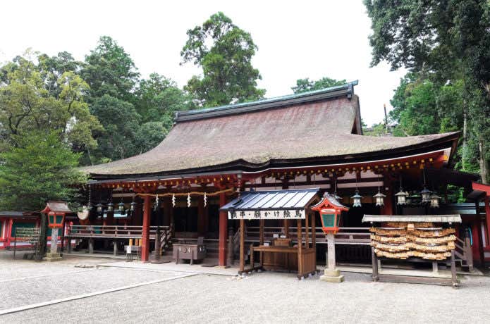 奈良　山　石上神宮