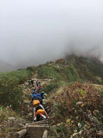 雨飾山ハシゴ場