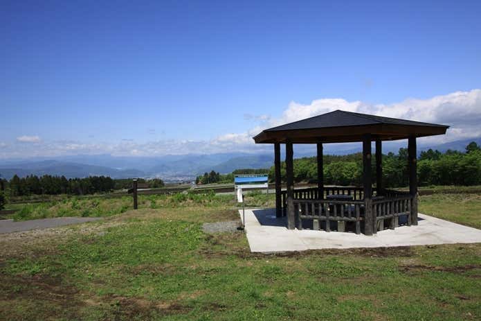 船ヶ鼻登山口あずまや