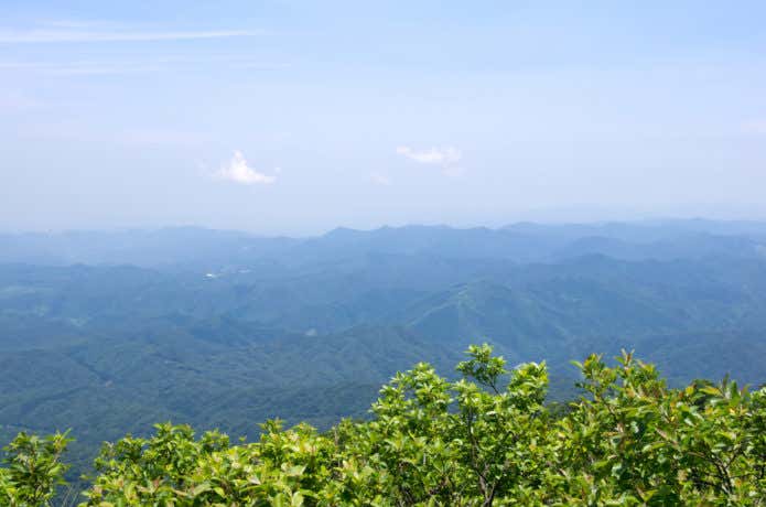 男三瓶山山頂