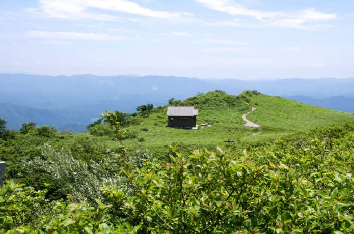 三瓶山小屋