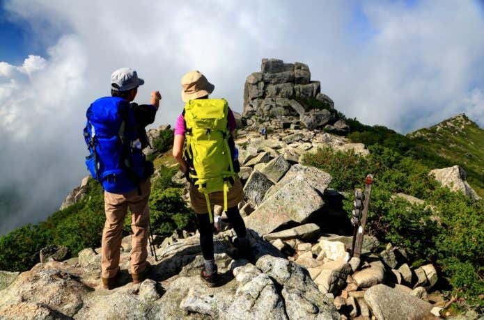 半袖　登山者