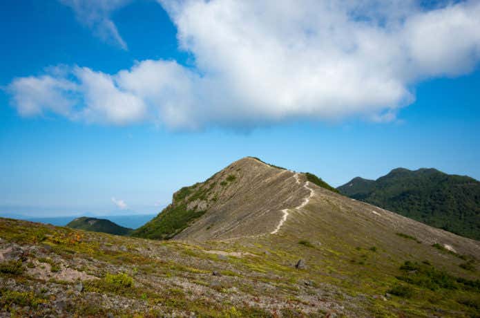 932峰